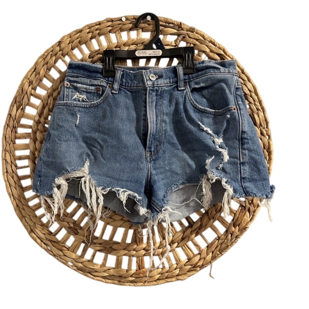 Abercrombie & Fitch Women's Denim‎ Shorts Blue, High Rise, Distressed